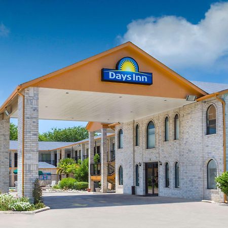 Days Inn Windcrest By Wyndham San Antonio Exterior foto